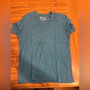 (5) size XL men’s shirts